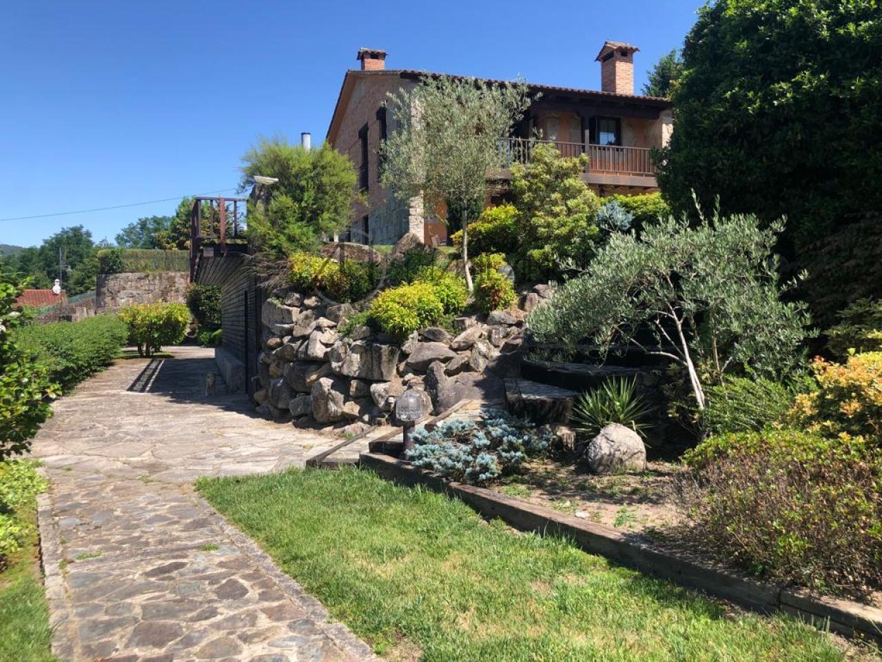 Magnífico chalet con piscina en un entorno natural único en Mondariz-Balneario