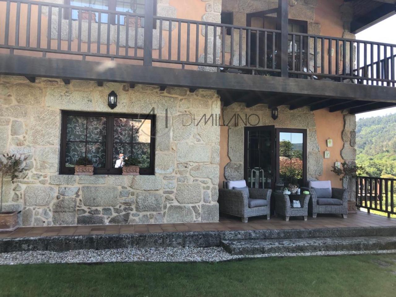 Magnífico chalet con piscina en un entorno natural único en Mondariz-Balneario