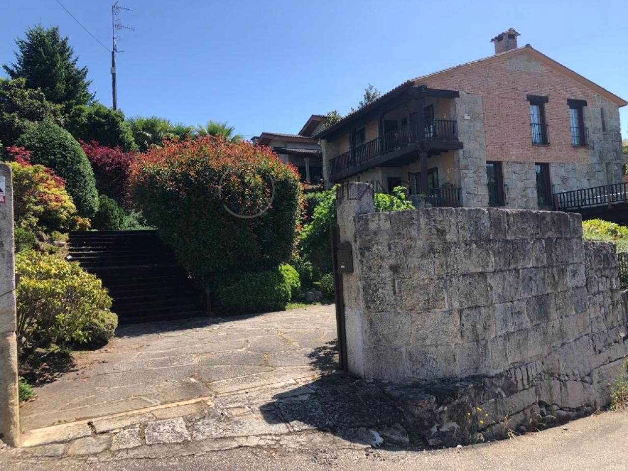 Magnífico chalet con piscina en un entorno natural único en Mondariz-Balneario
