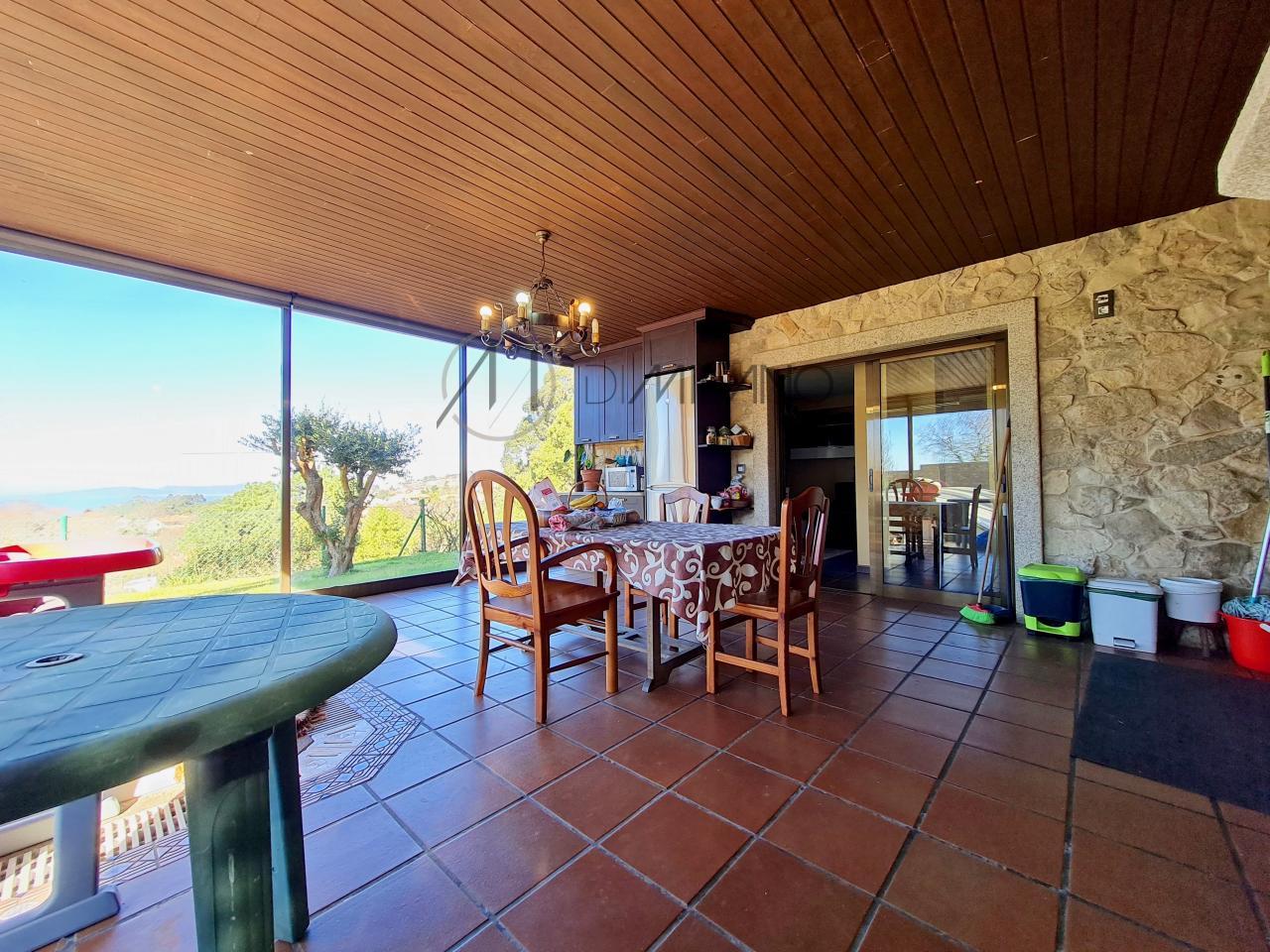 Chalet con vistas a Cies en Priegue