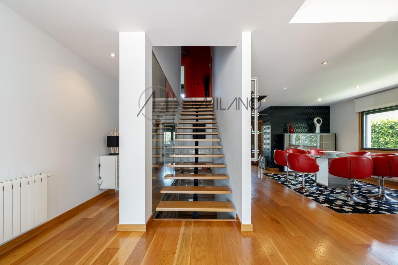 Exclusivo Chalet de Diseño en Lousado.