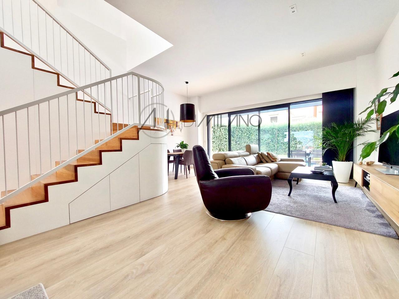 Exclusivo Chalet de Lujo y Diseño en Alcabre