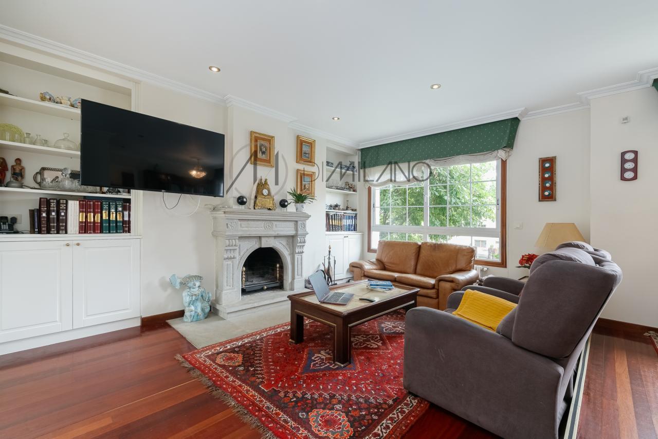 ¡Descubre tu hogar perfecto junto a la Playa de Samil en Vigo!