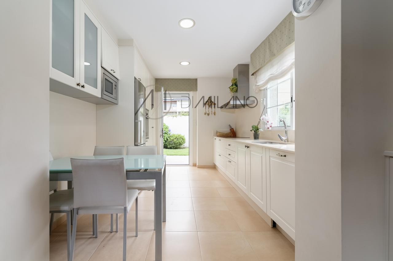 ¡Descubre tu hogar perfecto junto a la Playa de Samil en Vigo!