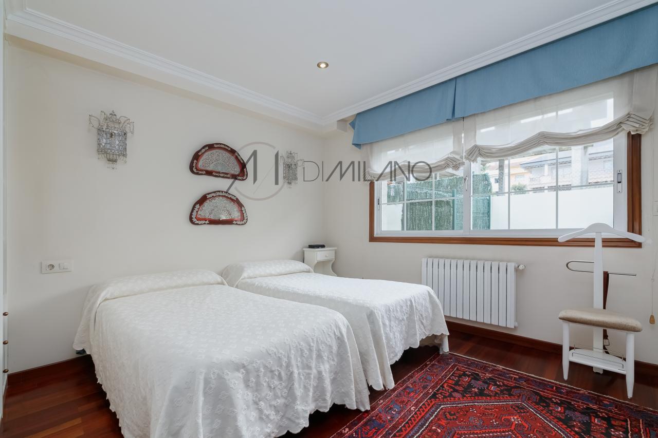 ¡Descubre tu hogar perfecto junto a la Playa de Samil en Vigo!