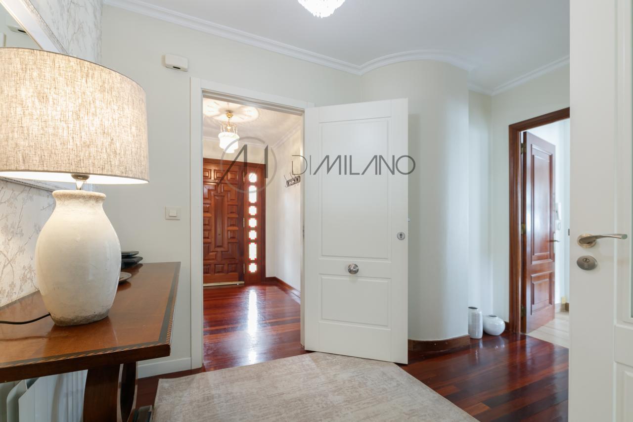 ¡Descubre tu hogar perfecto junto a la Playa de Samil en Vigo!