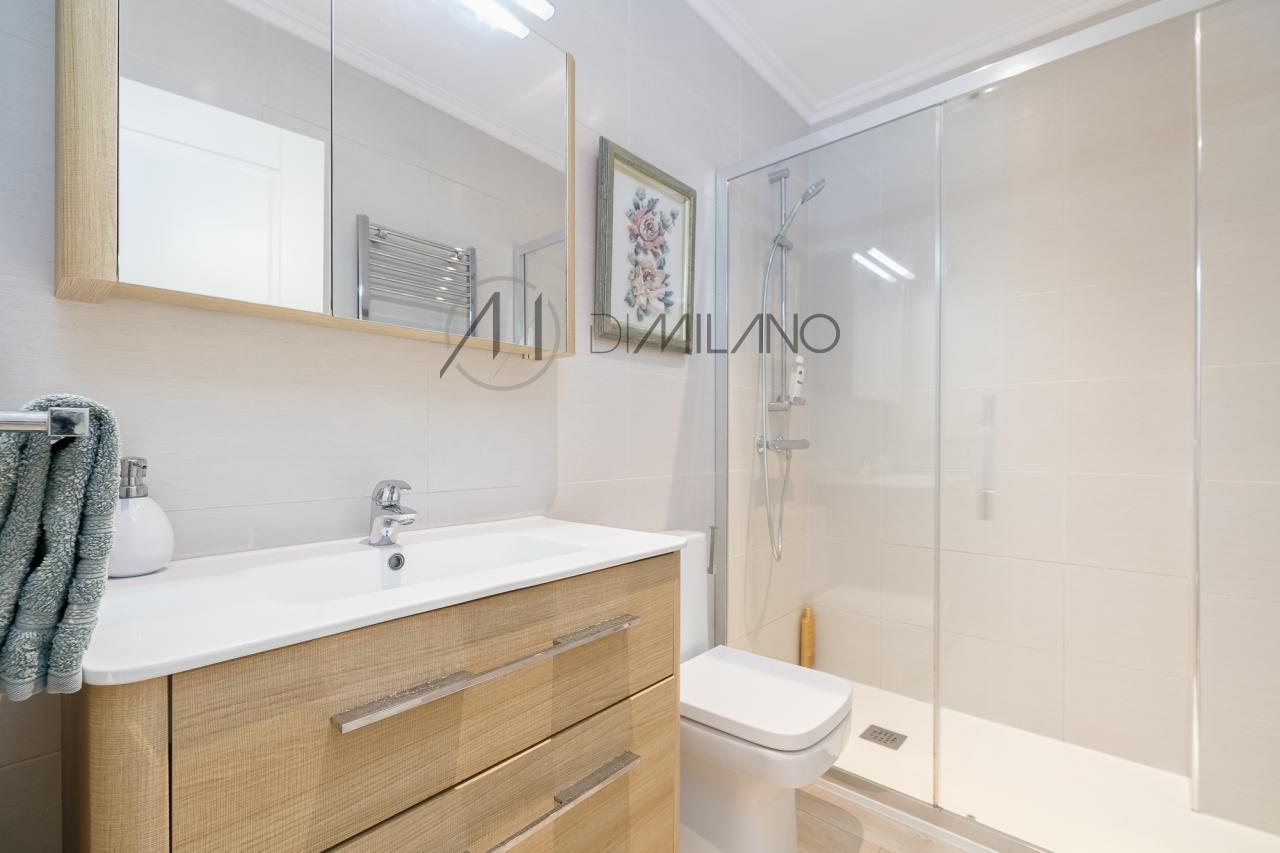 ¡Descubre tu hogar perfecto junto a la Playa de Samil en Vigo!