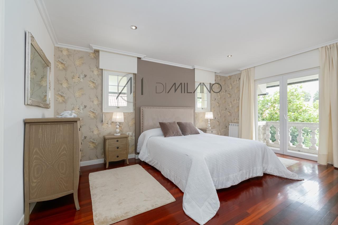 ¡Descubre tu hogar perfecto junto a la Playa de Samil en Vigo!