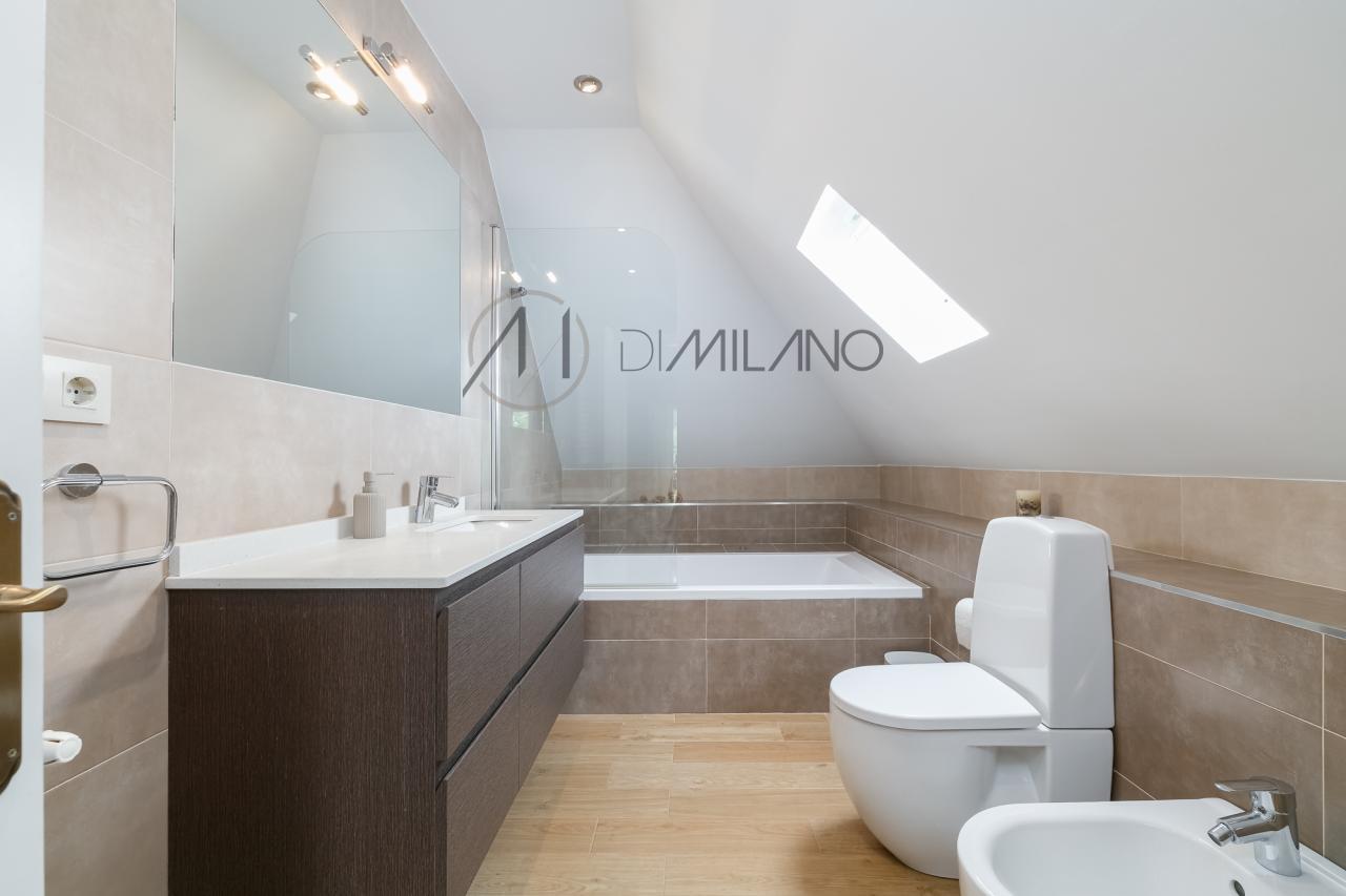 ¡Descubre tu hogar perfecto junto a la Playa de Samil en Vigo!