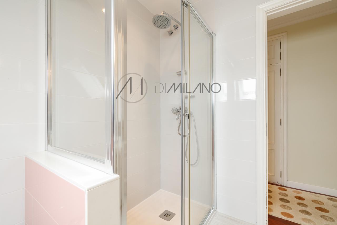 ¡Descubre tu hogar perfecto junto a la Playa de Samil en Vigo!