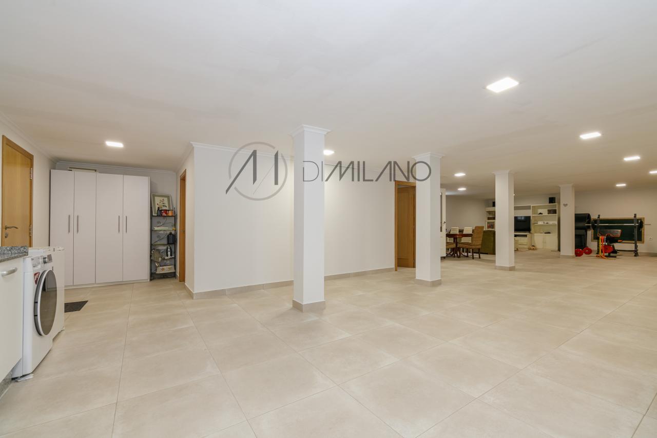 ¡Descubre tu hogar perfecto junto a la Playa de Samil en Vigo!