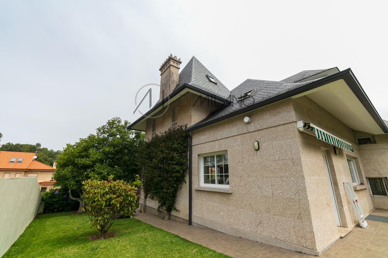 ¡Descubre tu hogar perfecto junto a la Playa de Samil en Vigo!