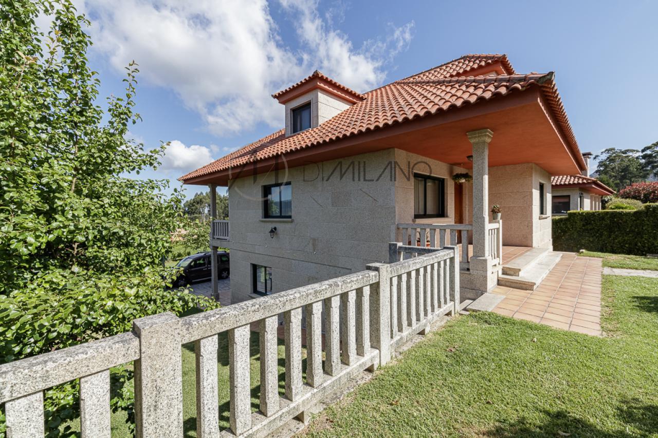 Una casa de piedra en Peitieiros, Gondomar.