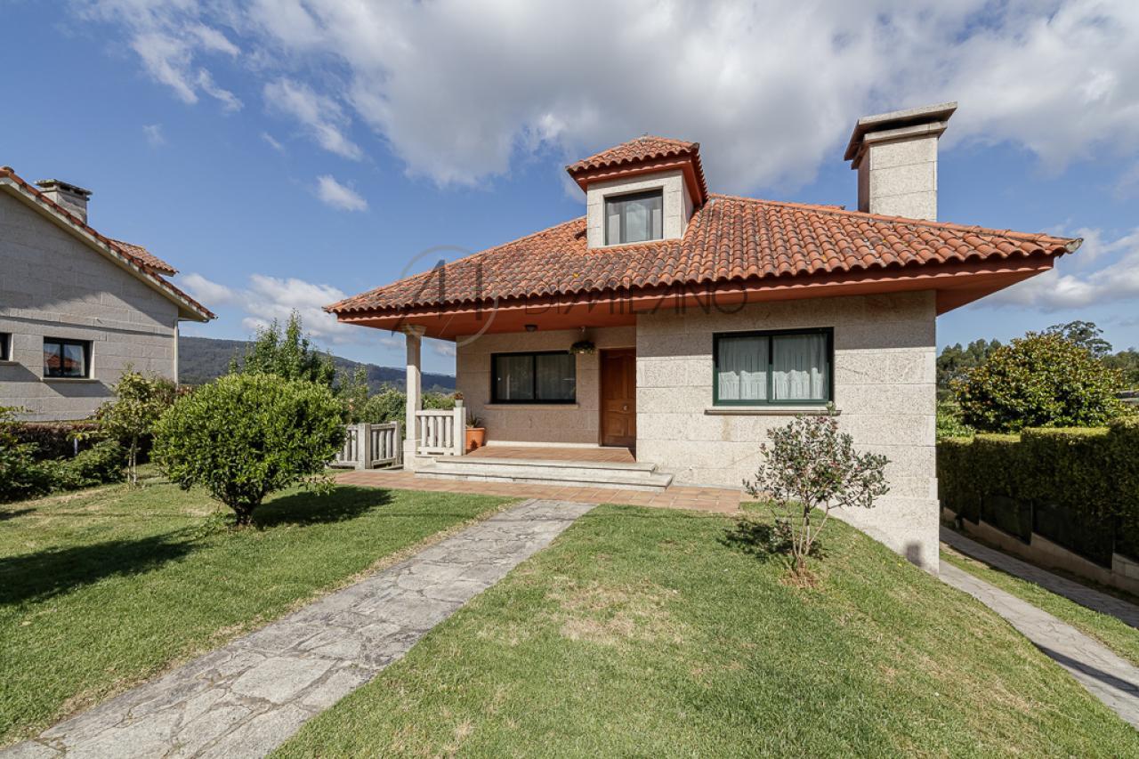 Una casa de piedra en Peitieiros, Gondomar.