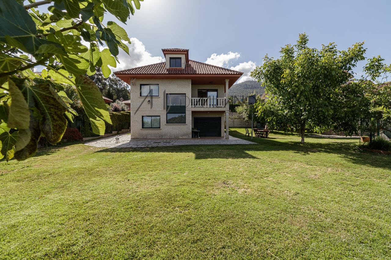 Una casa de piedra en Peitieiros, Gondomar.
