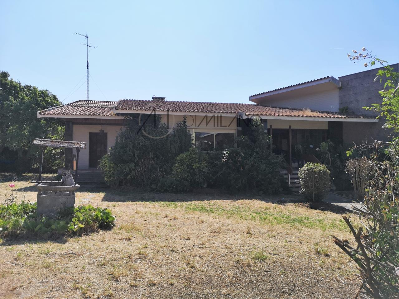 Exclusivo chalet para rehabilitar en el centro de la ciudad de Vigo