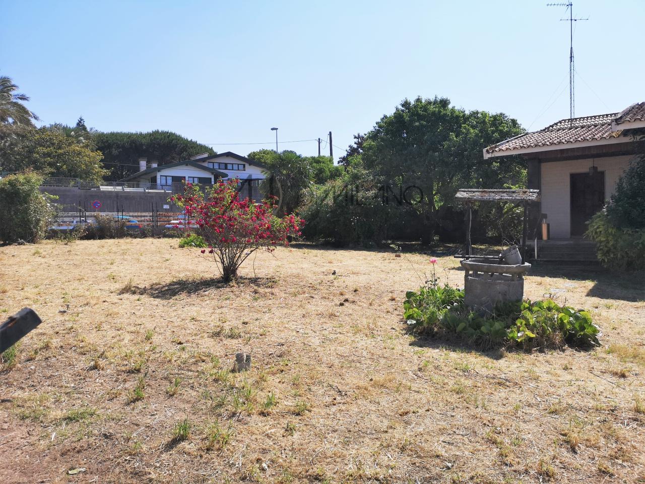Exclusivo chalet para rehabilitar en el centro de la ciudad de Vigo