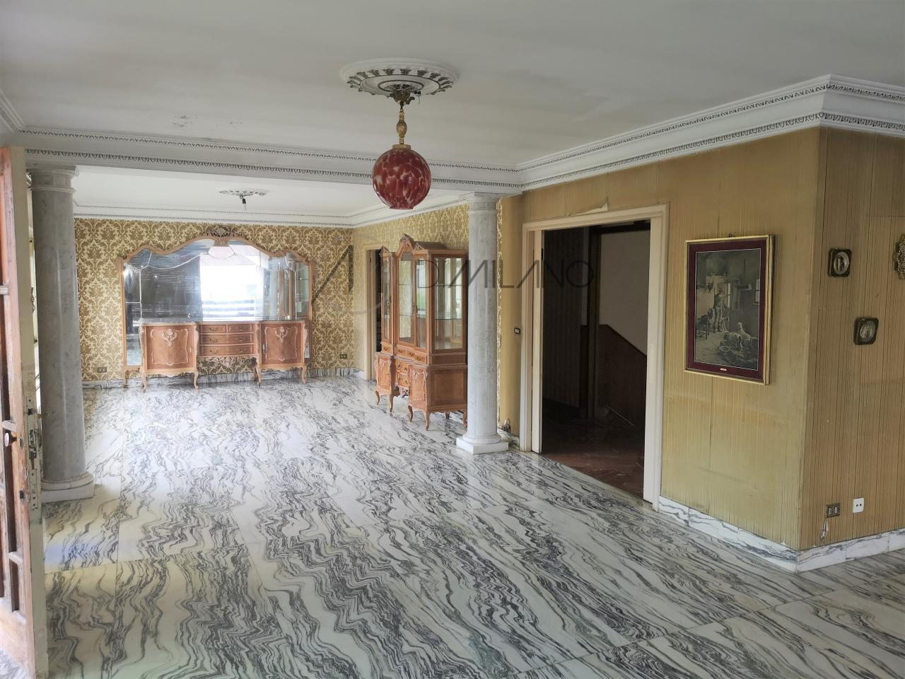 Exclusivo chalet para rehabilitar en el centro de la ciudad de Vigo