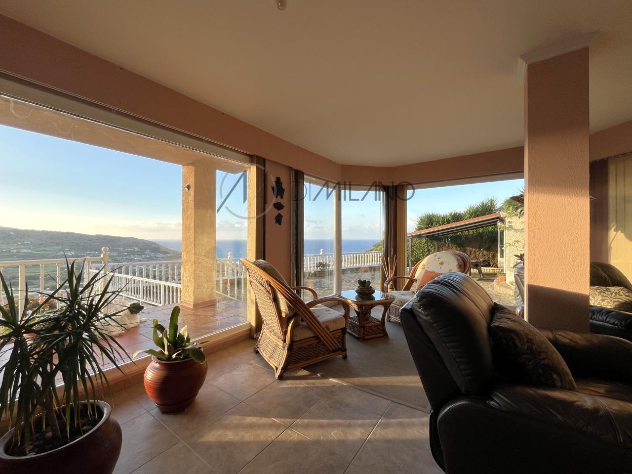Espectacular chalet con vistas al mar Arteixo (A Coruña)