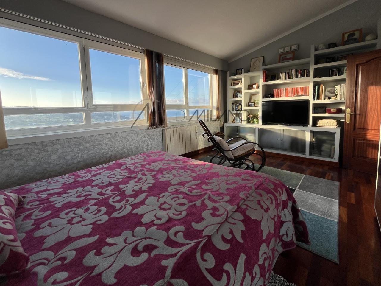 Espectacular chalet con vistas al mar Arteixo (A Coruña)