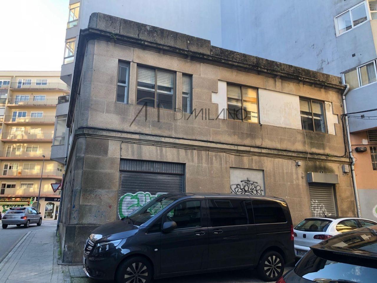 Casa a rehabilitar en el corazón de las Traviesas, en Vigo.