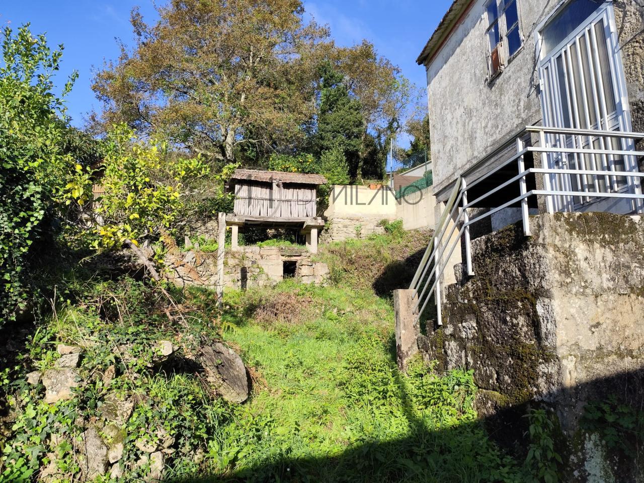 Casa de piedra para reformar en Lugar de Verducedo, Moaña