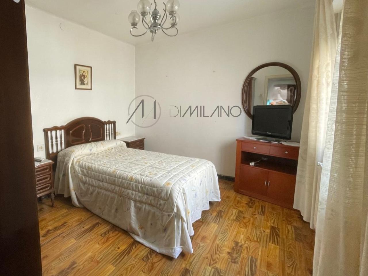 Oportunidad de propiedad con dos viviendas en Matamá.