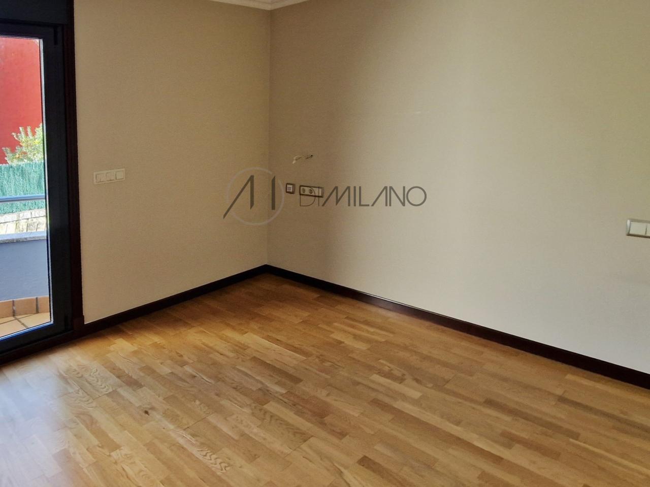 Chalet adosado en urbanización residencial en Sardoma, Vigo