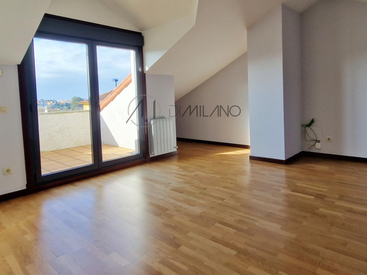 Chalet adosado en urbanización residencial en Sardoma, Vigo
