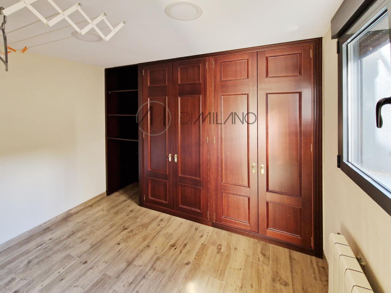 Chalet adosado en urbanización residencial en Sardoma, Vigo