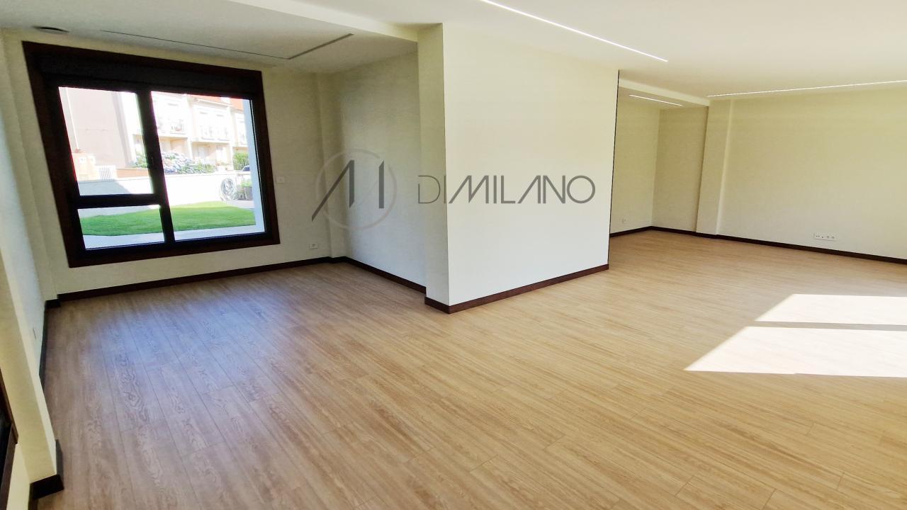 Chalet a estrenar en la urbanización Puente Romano, en Baiona