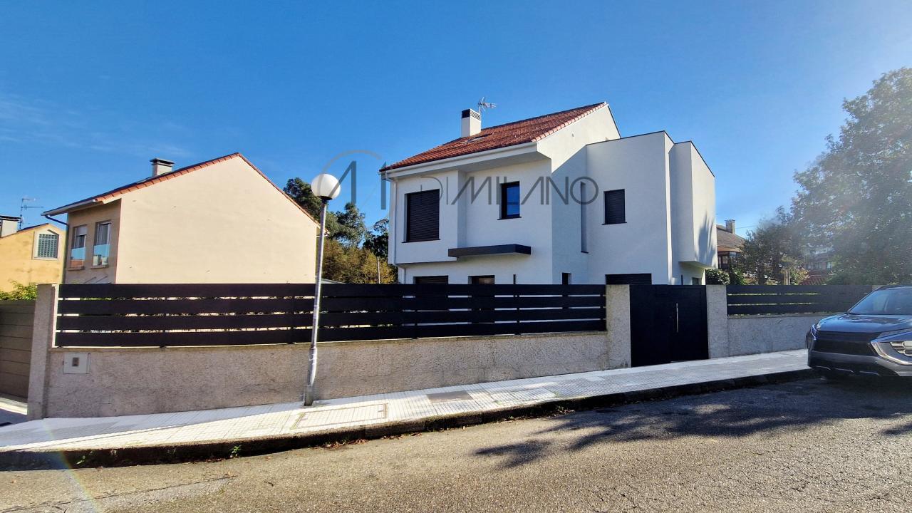 Chalet a estrenar en la urbanización Puente Romano, en Baiona