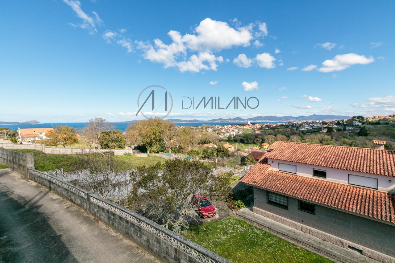 Chalet con piscina y vistas al mar en Saiáns, Vigo