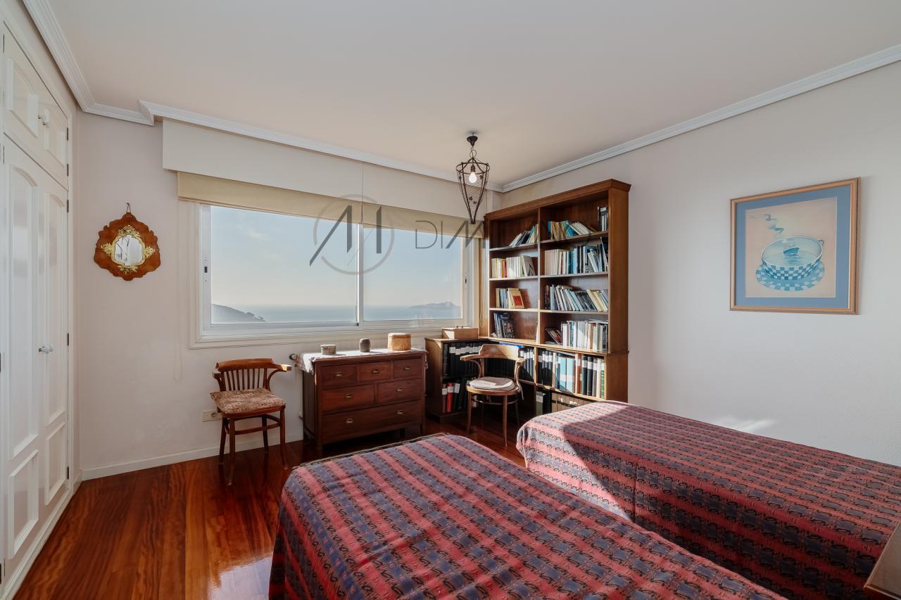 Las mejores vistas de la Ría de Vigo desde la urbanización Los Abetos, Nigrán