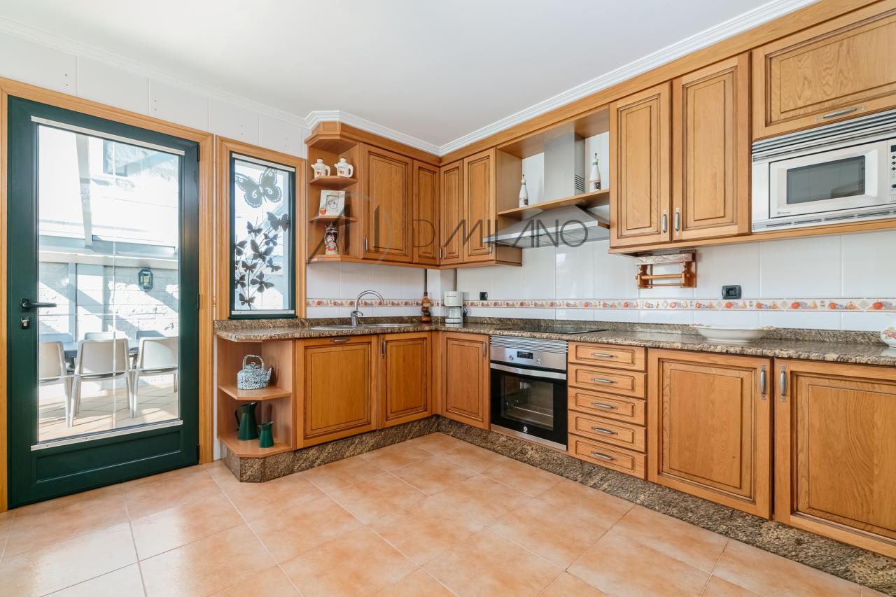 Exclusiva vivienda en Alcabre, a un paso de las playas y con todas las comodidades