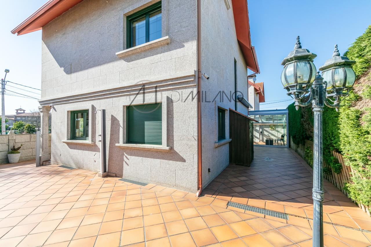 Exclusiva vivienda en Alcabre, a un paso de las playas y con todas las comodidades