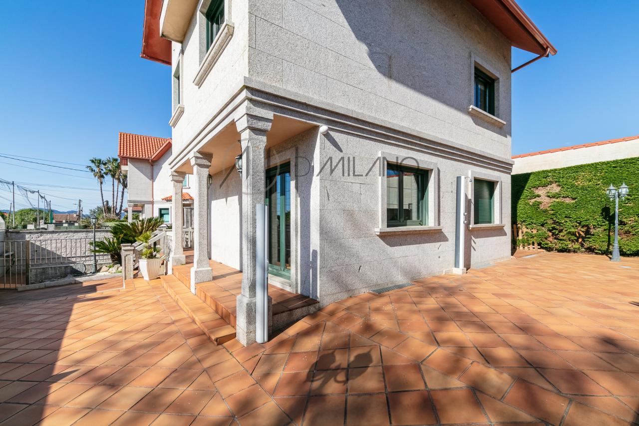 Exclusiva vivienda en Alcabre, a un paso de las playas y con todas las comodidades