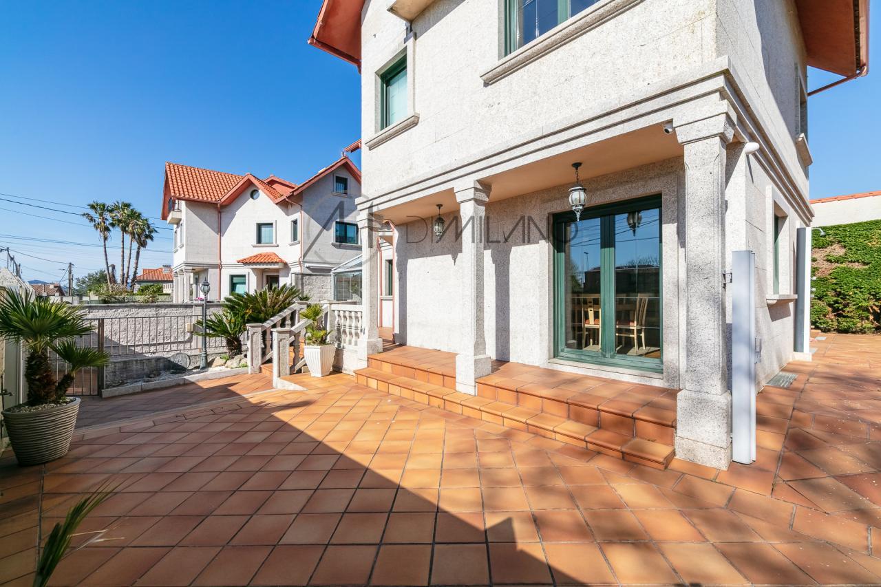 Exclusiva vivienda en Alcabre, a un paso de las playas y con todas las comodidades