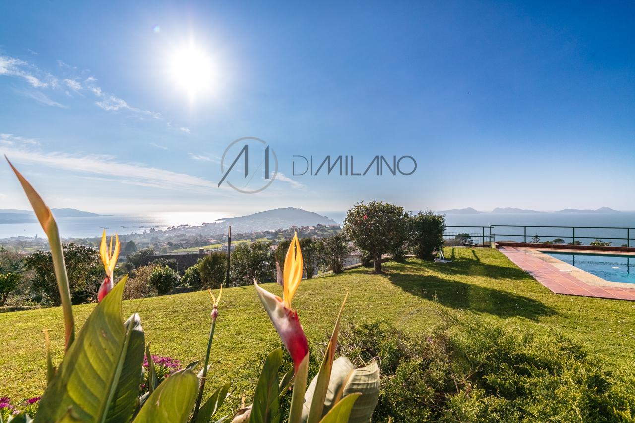 Las mejores vistas de la Ría de Vigo desde la urbanización Los Abetos, Nigrán