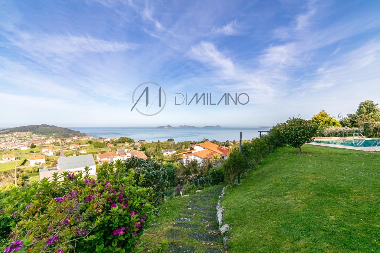Las mejores vistas de la Ría de Vigo desde la urbanización Los Abetos, Nigrán