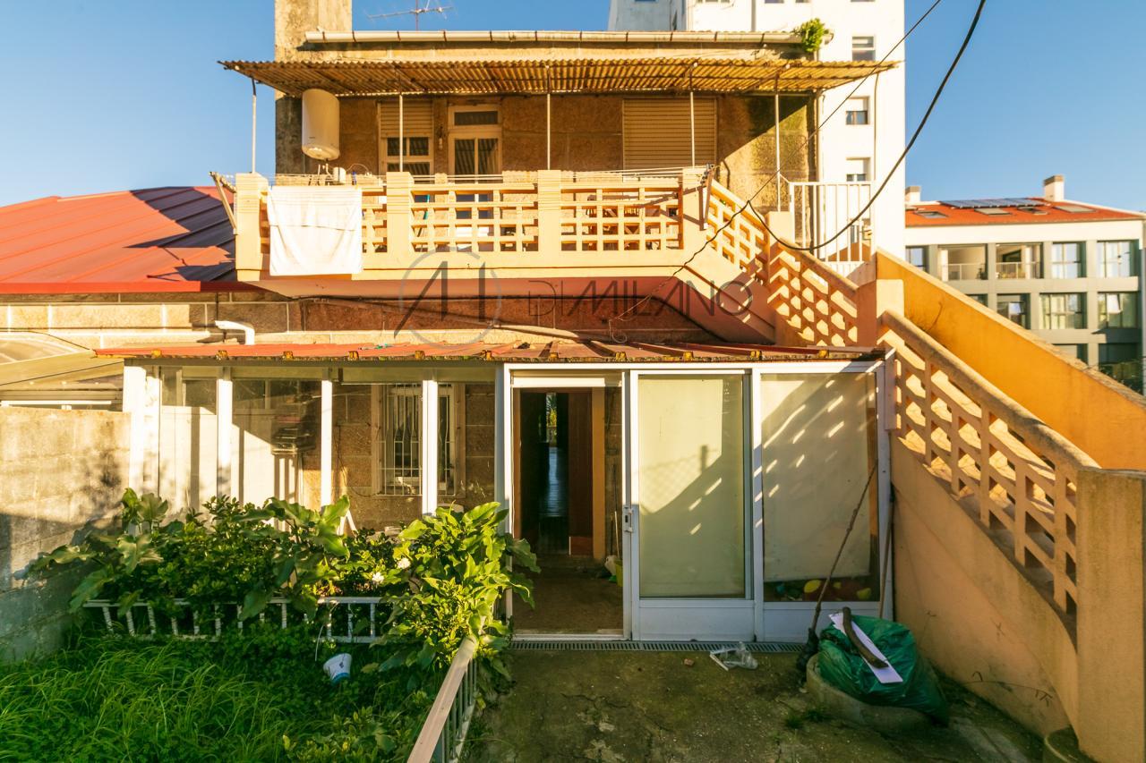 Vivienda con terreno en el corazón de Bouzas