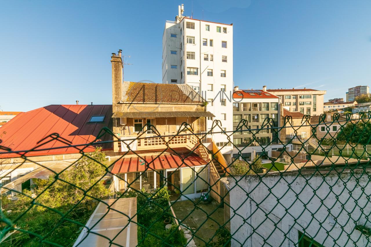 Vivienda con terreno en el corazón de Bouzas