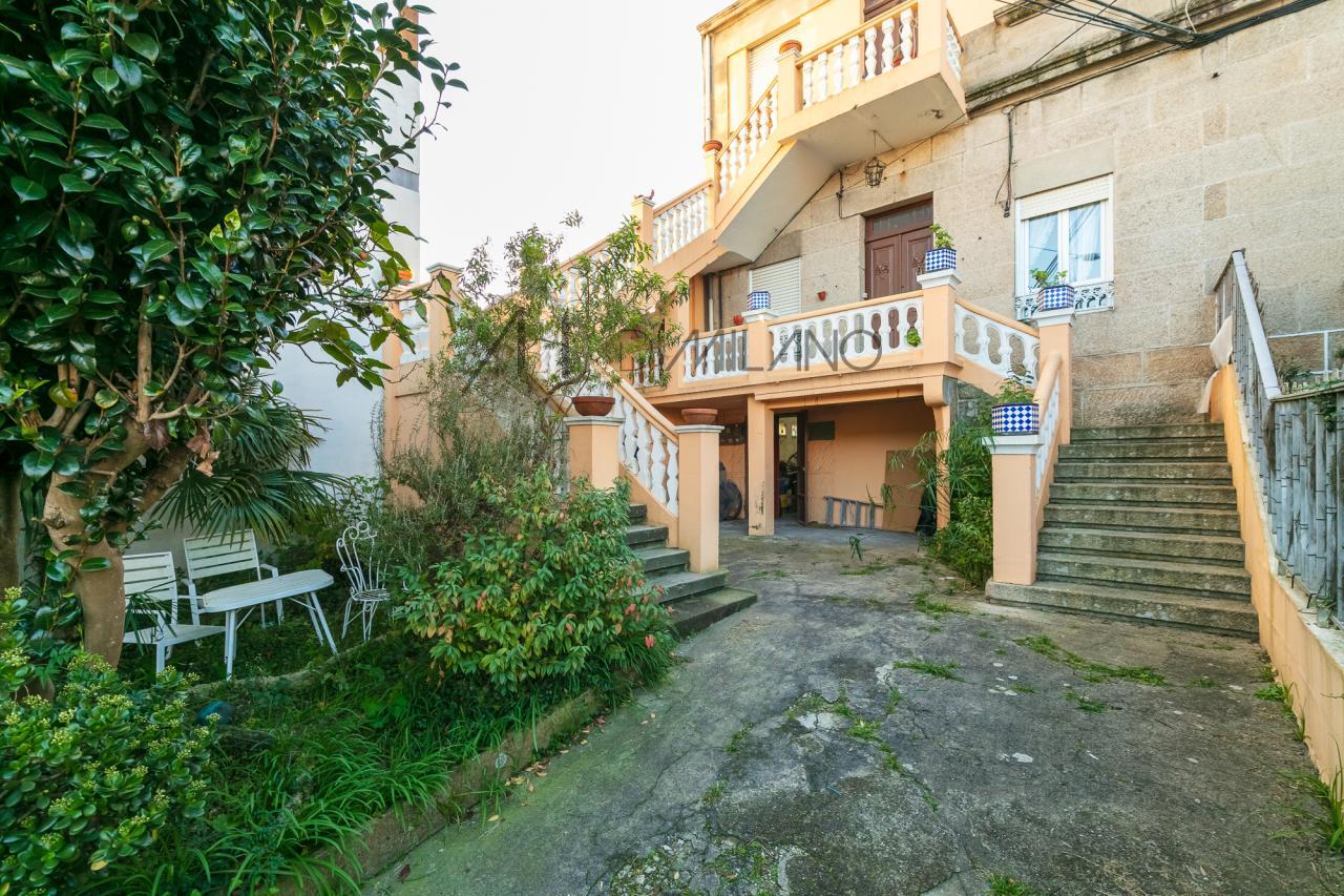 Vivienda con terreno en el corazón de Bouzas