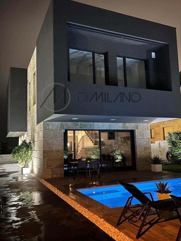 Exclusivo Chalet de Lujo y Diseño en Alcabre