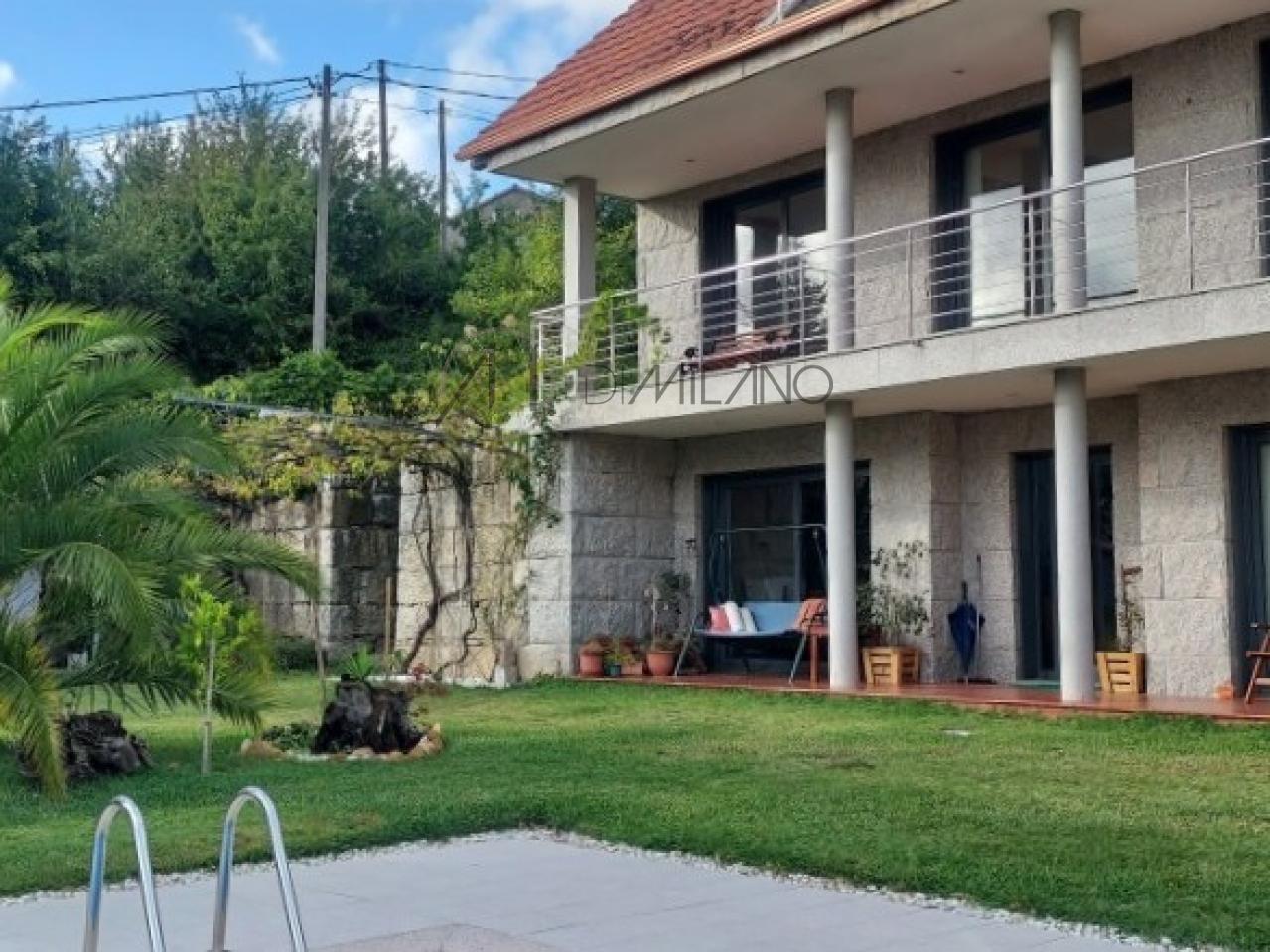 Exclusiva propiedad con vistas al río Miño - Una joya única en Tomiño