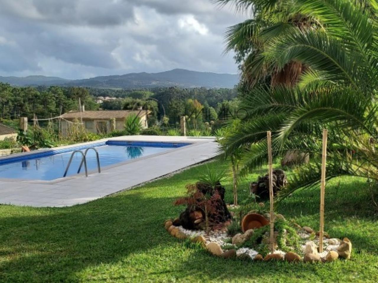Exclusiva propiedad con vistas al río Miño - Una joya única en Tomiño