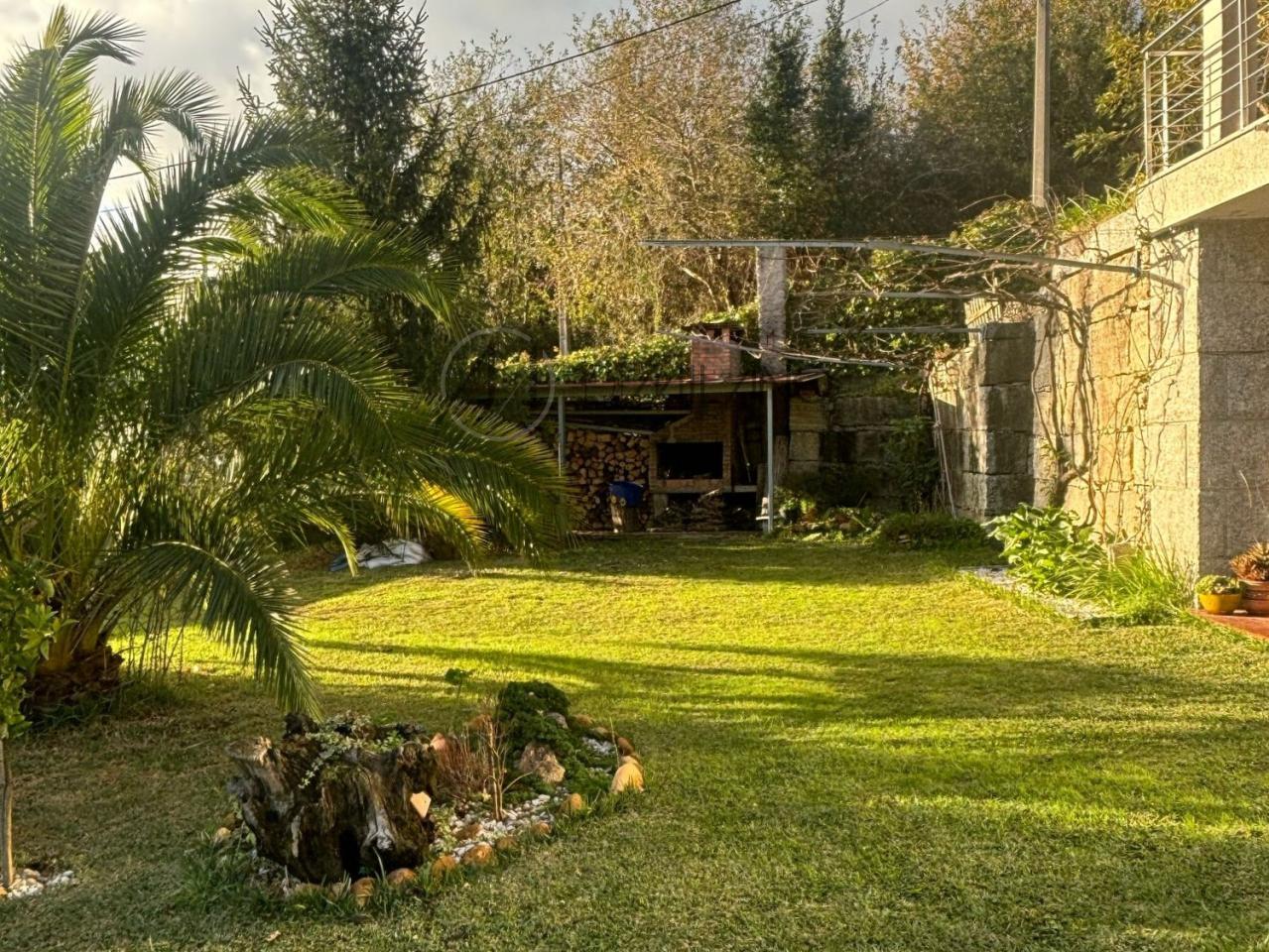 Exclusiva propiedad con vistas al río Miño - Una joya única en Tomiño