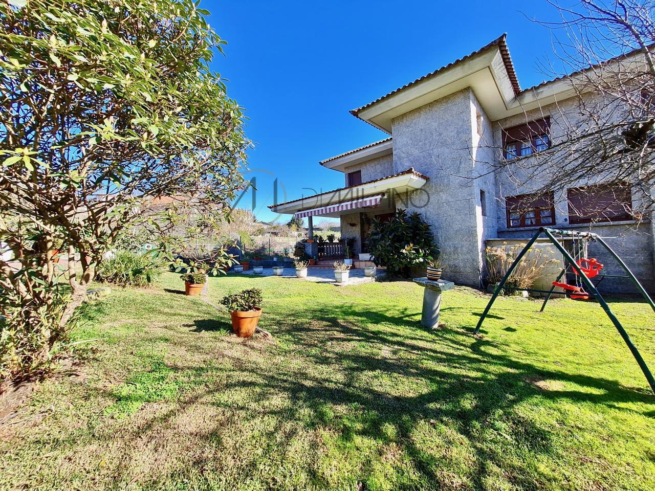 Chalet con vistas a la ría en Moaña