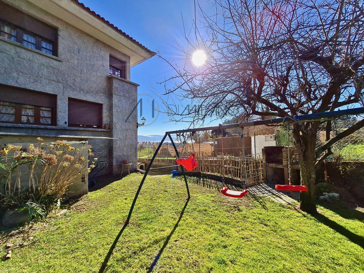 Chalet con vistas a la ría en Moaña