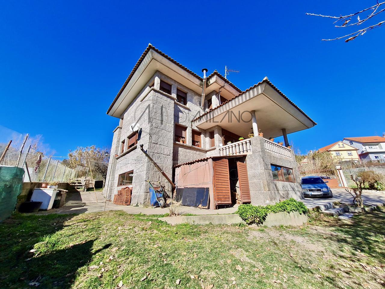 Chalet con vistas a la ría en Moaña